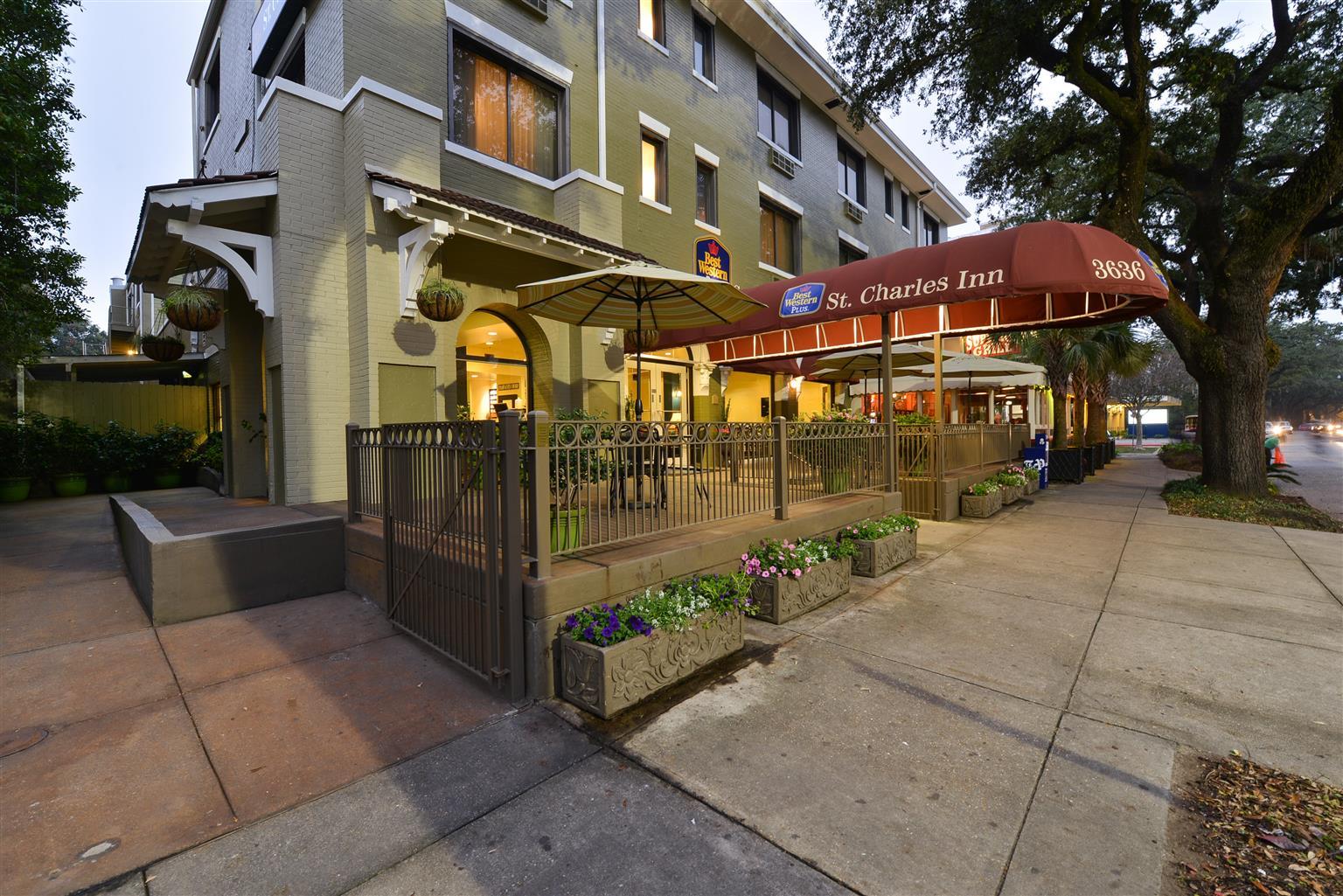 St Charles Inn, Superior Hotel New Orleans Exteriör bild